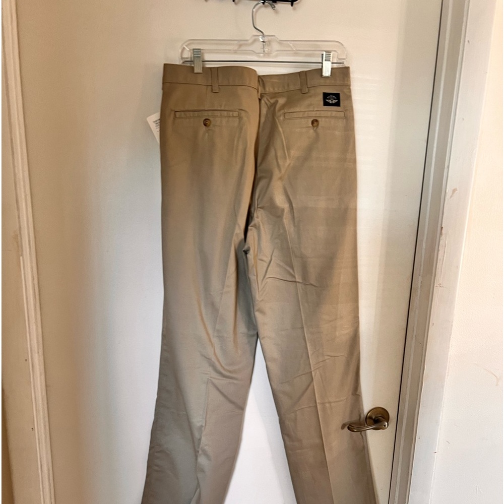 Vintage flyers pleated khakis  34” x 34”
